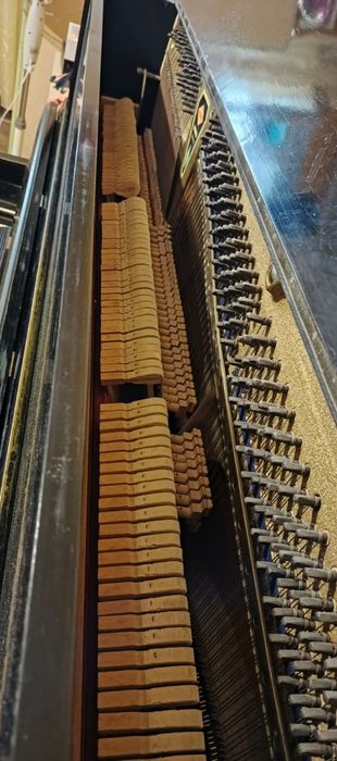 Отдам Пианино за шоколадку