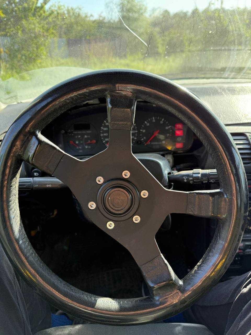 Mazda 323f слепая