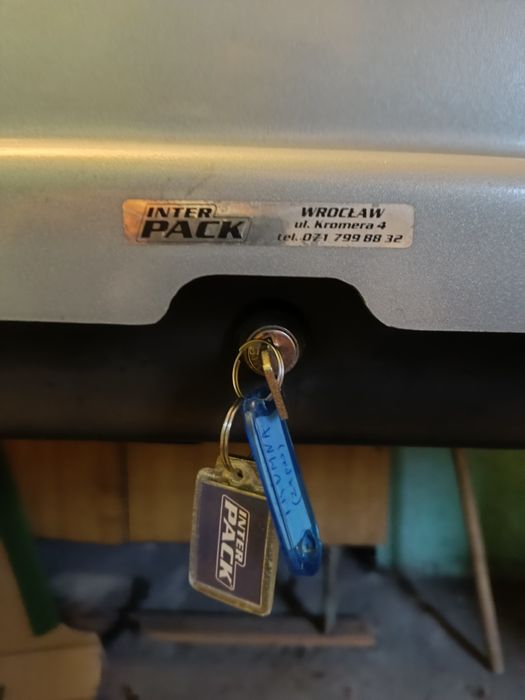 Bok z dachowy trumna renomowanej firmy Inter Pack 400 litrów