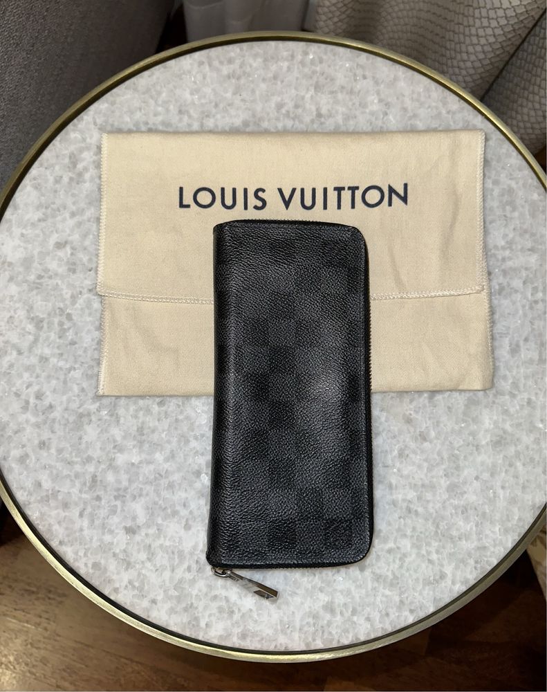 Кошелек-портмоне Louis Vuitton