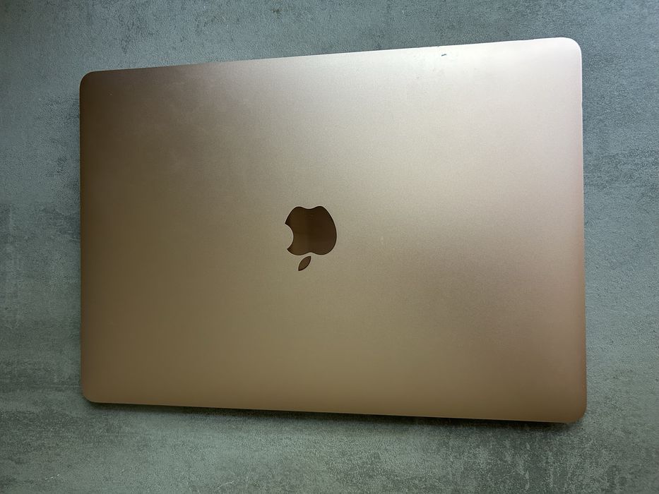 Macbook air 2020 M1 256