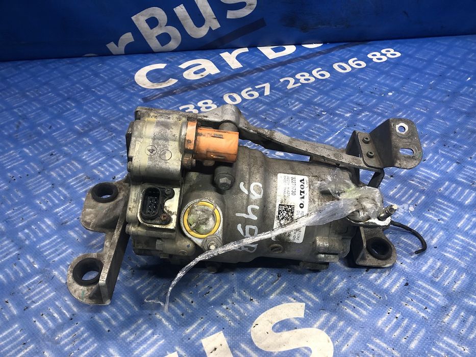 Компресор кондиціонера Polestar 2  Компрессор кондиционера рабочий