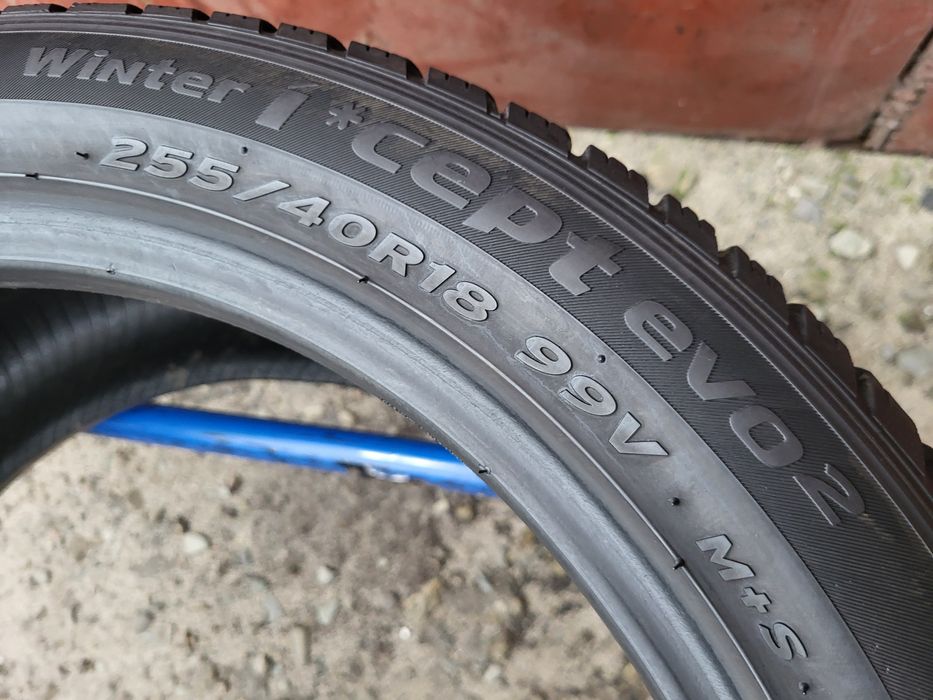 255/40/18+225/45/18 R18 Hankook Winter I'cept evo2 4шт ціна за 1шт шин