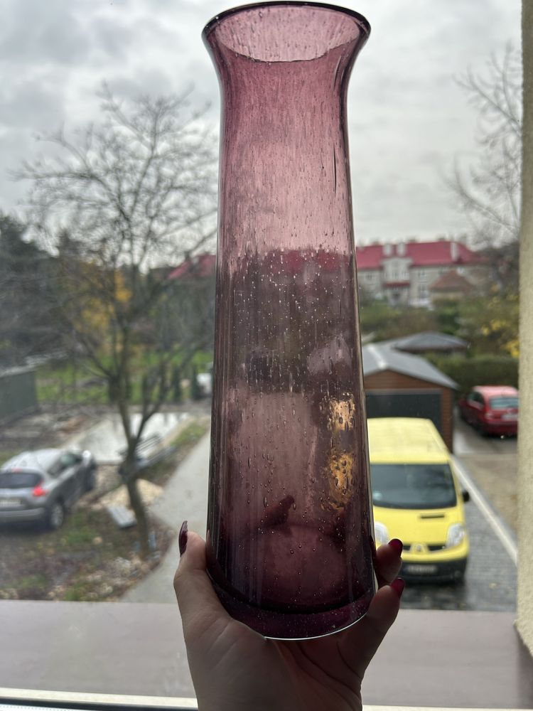 Szklany wazon w kolorze fioletowym nr.6480