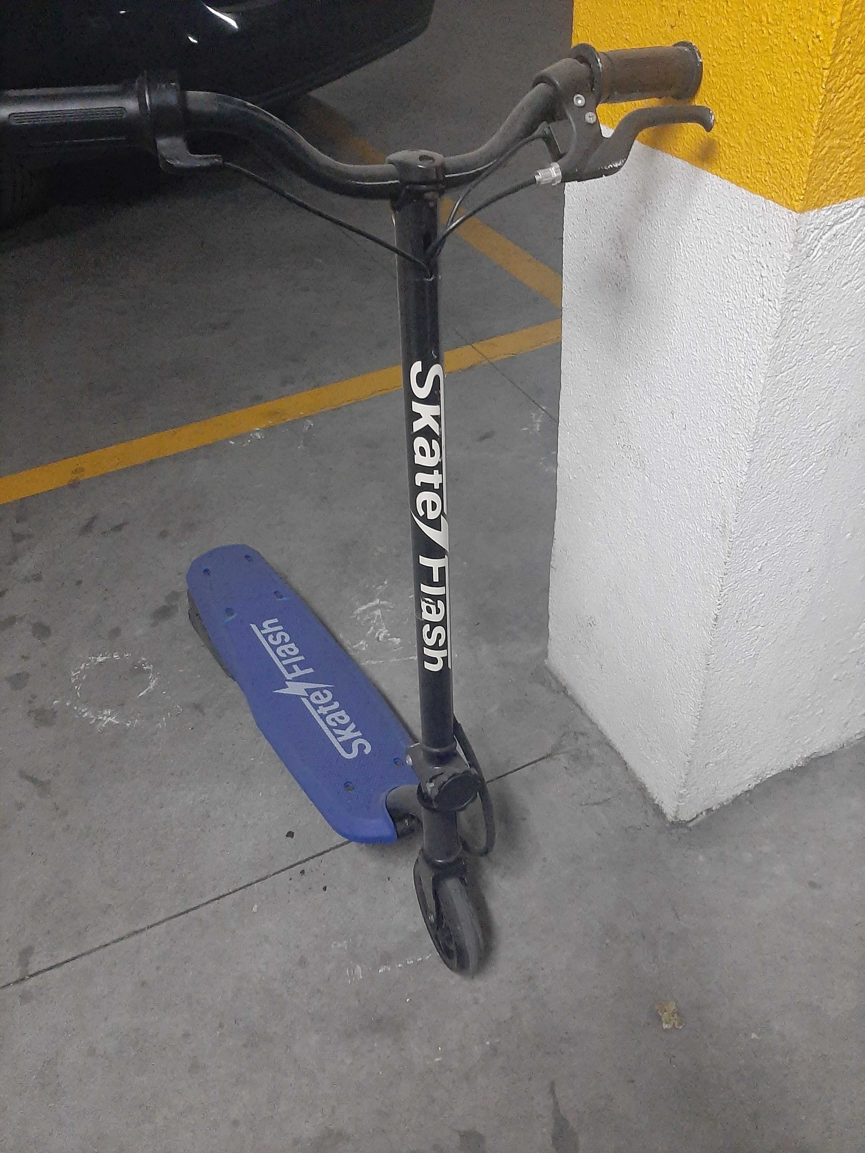 Scooter elétrica