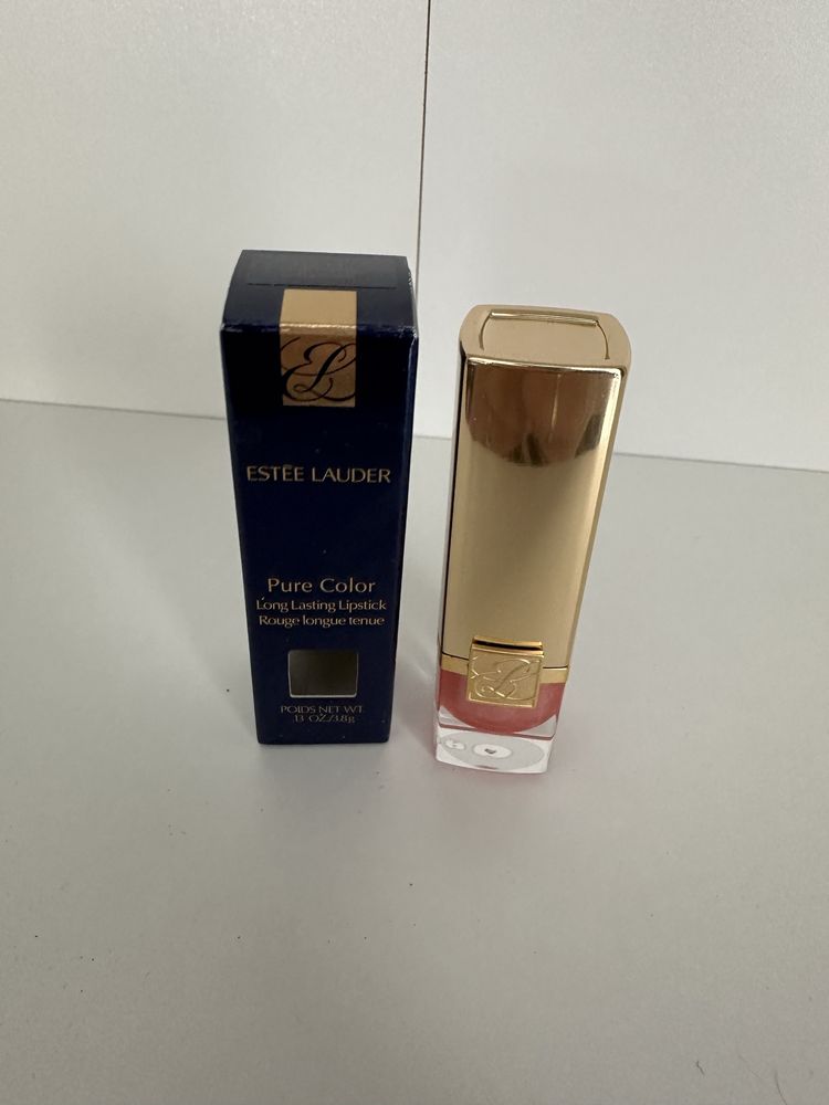 Pomadka Estee Lauder 61