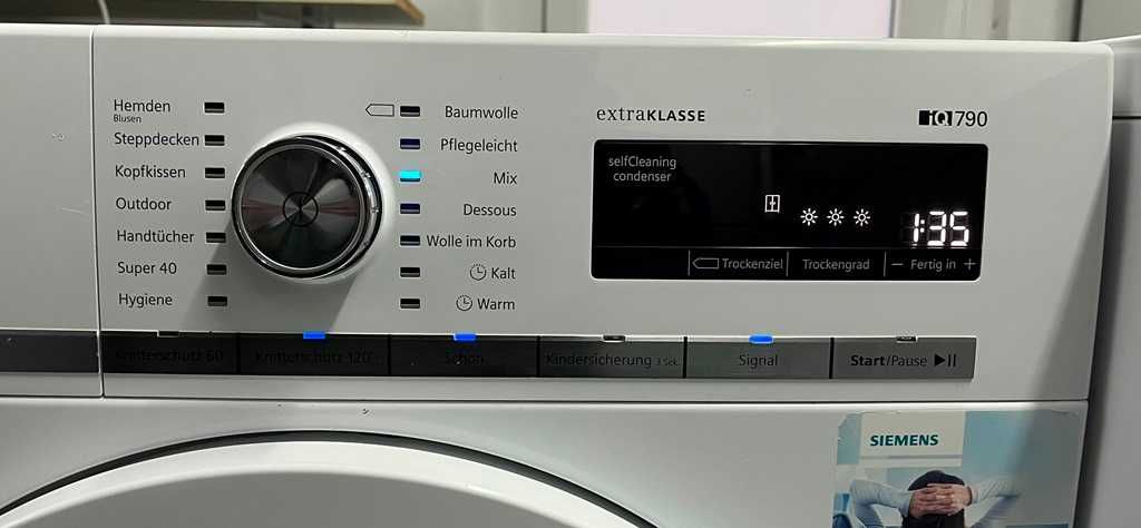 Suszarka z pompą ciepła Siemens IQ790, WT47W590, 9 kg, A++