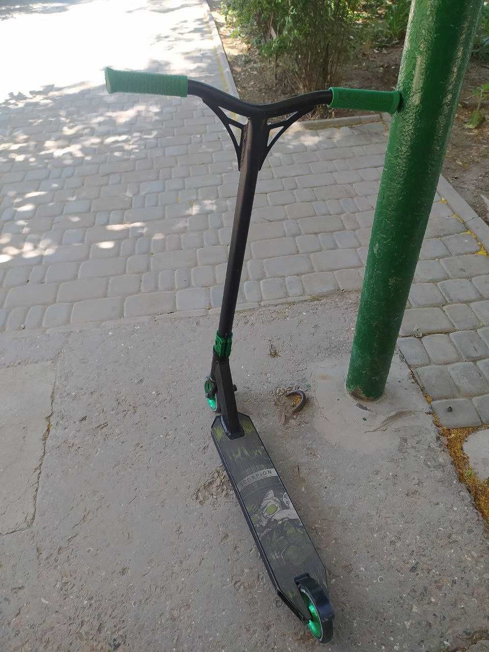 Самокат Maraton Scorpion