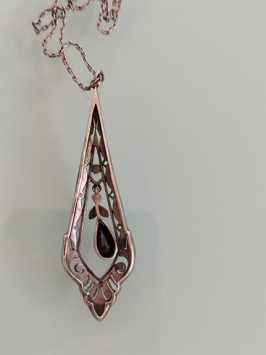 Lindo colar antigo de prata art déco. 50€
