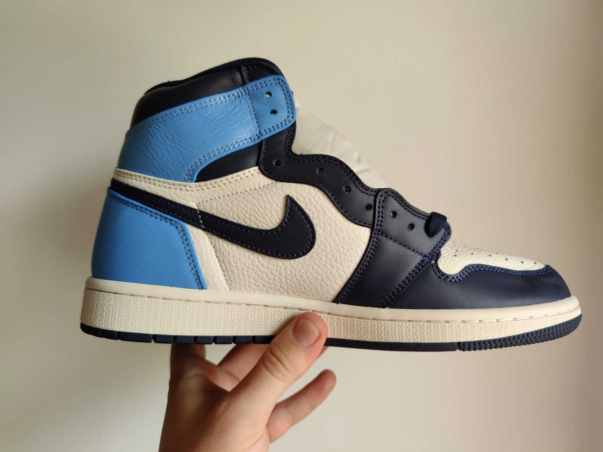 Nike Jordan 1 Retro High Obsidian UNC