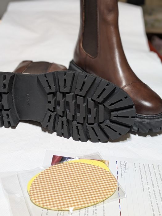 НОВІ шкіряні Челсі жіночі ціна договірна