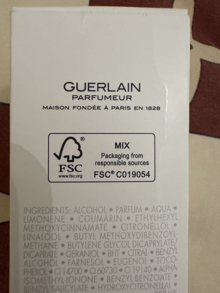 Продам парфюм Guerlain маленькое черное платьеминиатюра, 5 ml недорого