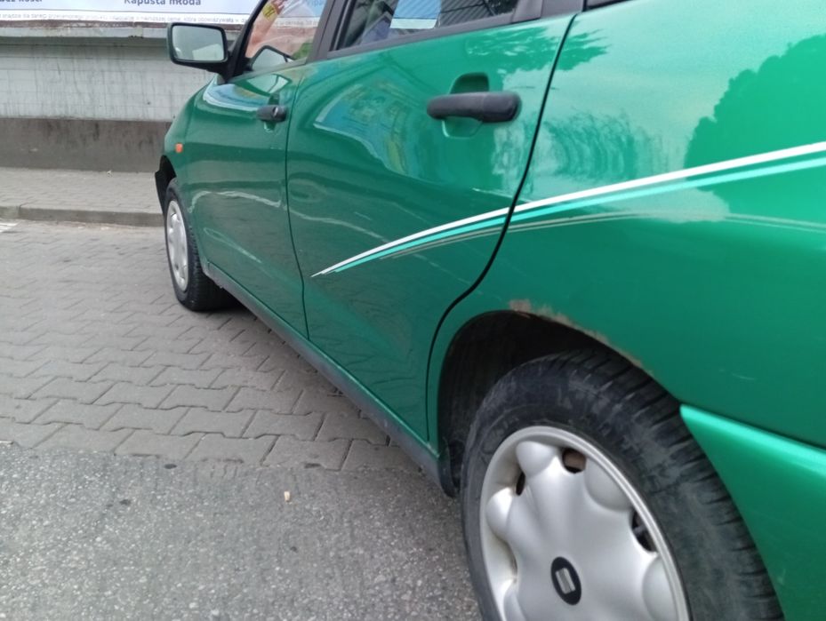 CORDOBA 1.6i 98 Opłaty Sprawne Klima Bezwypadkowy TANIO ZIELONKA