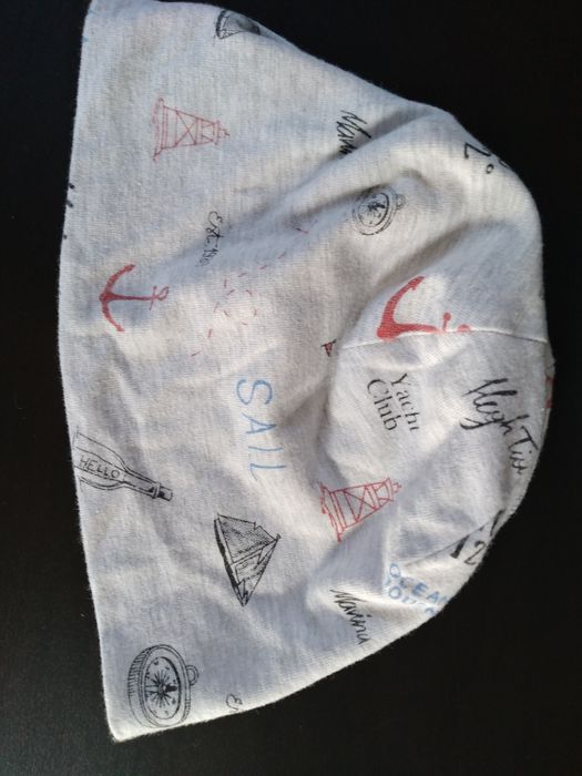 CZAPKA CIENKA 9-12 miesiecy 74 RESERVED czapeczka jesienna wiosenna