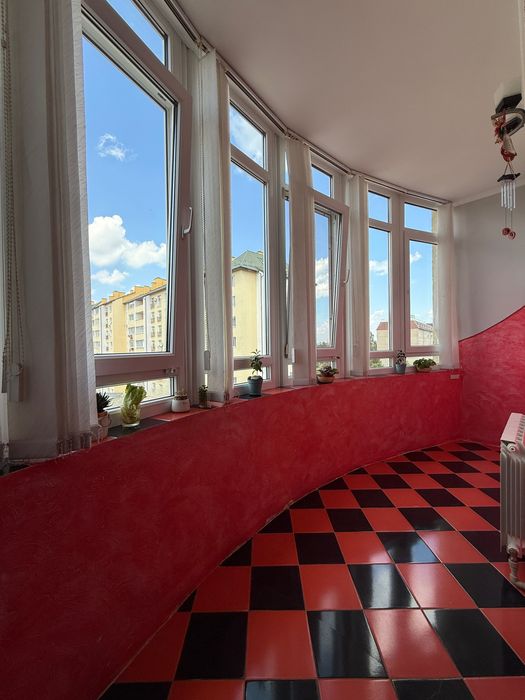 3-кімн. квартира 132м.кв. Будинок 2008р. Вул. О. Басараб.!!