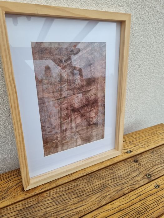 Autorski plakat w drewnianej oprawie