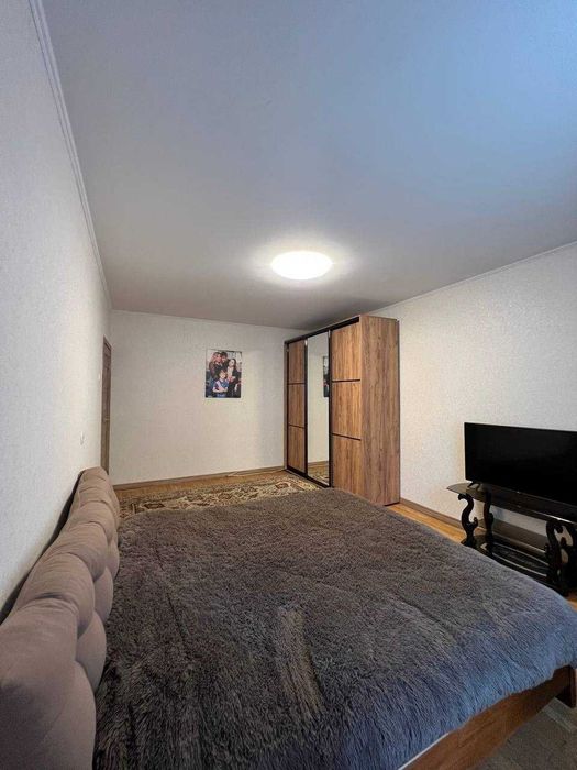 Продам  3-х комн.  на Черемушках. Гайдара. 71 метр. Новый фонд.