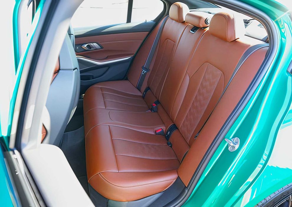 BMW M3 Competition      2023