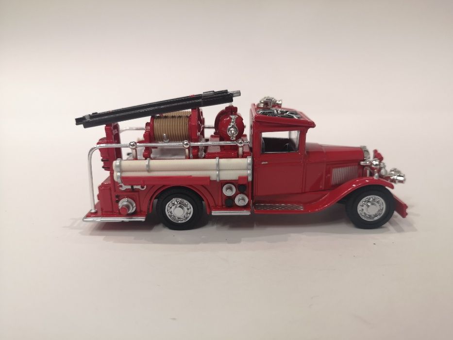 Ford Model AA Fire Truck 1932 Matchbox 1:43 абсолютно новая!