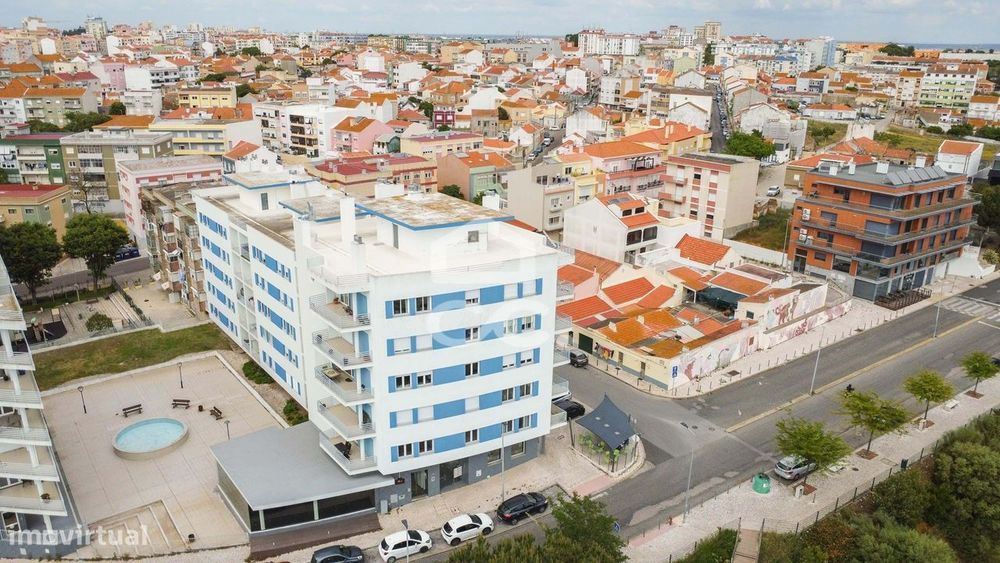 Magnifico apartamento T3 com vista para a baia de Setúbal com garagem