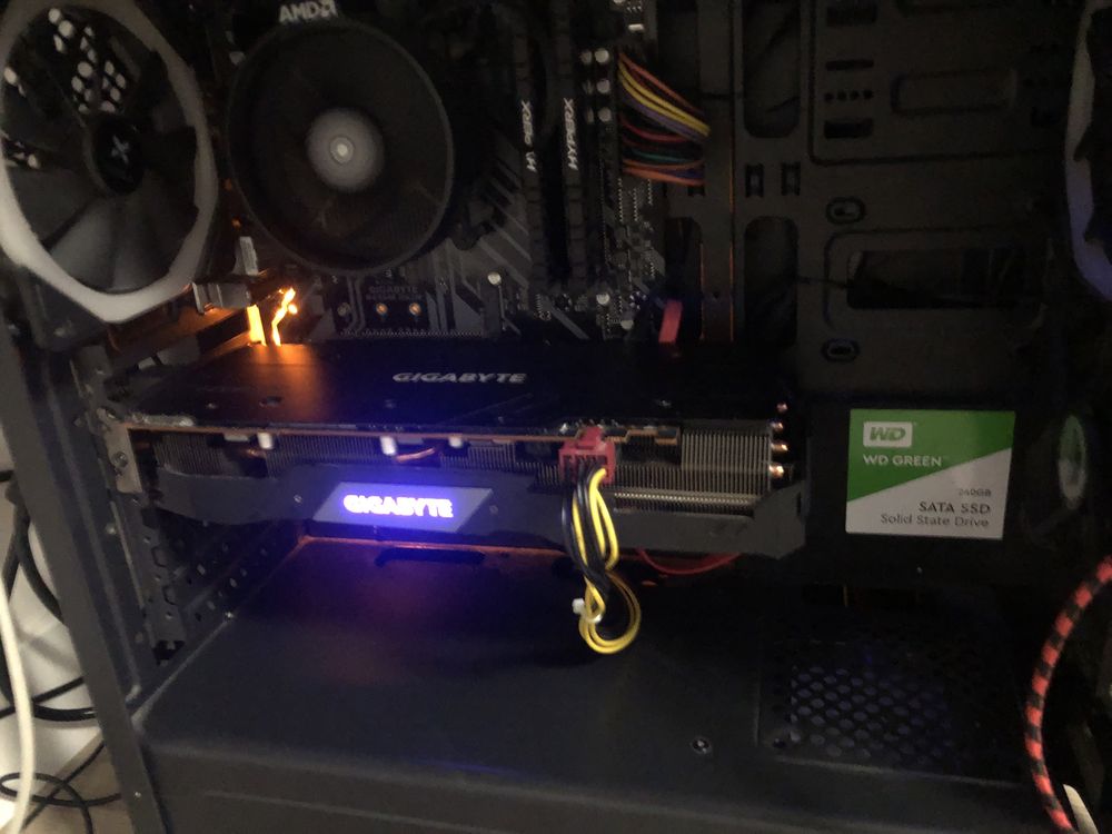 Відеокарта Radeon RX 5700 аналог gtx 1080