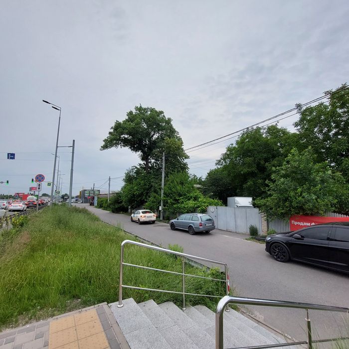 Продам фасадный земельный участок 16 соток. Авторынок Жуляны.