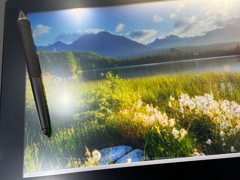 Графічний планшет Wacom Cintiq 16 (DTK-1660)
