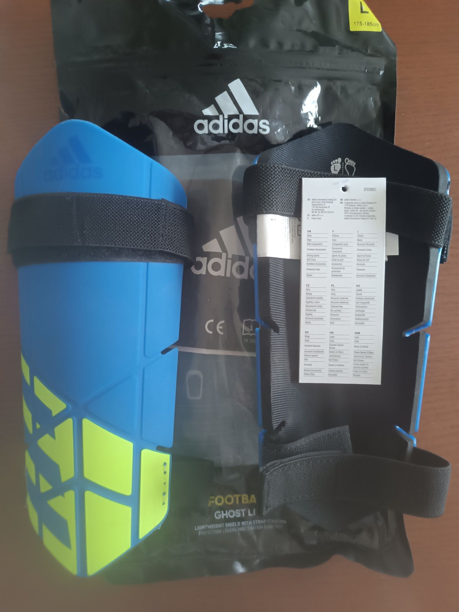 Ochraniacze piłkarskie adidas