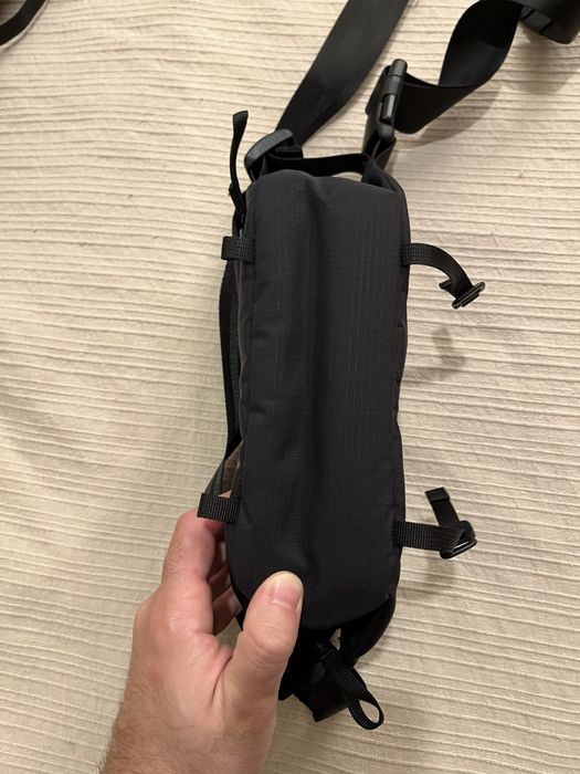 Bolsa Moment Everything Sling 2L