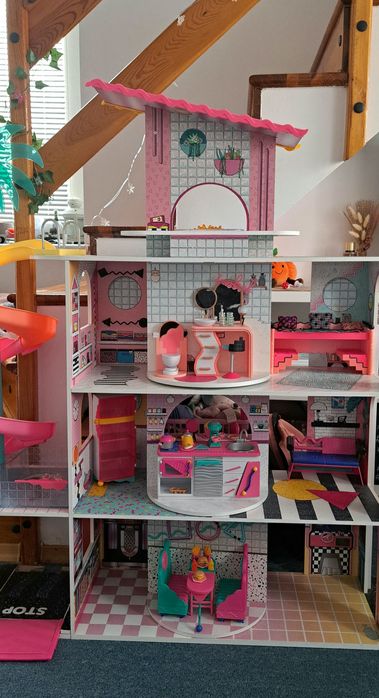 Domek LOL Surprise 4 piętrowy