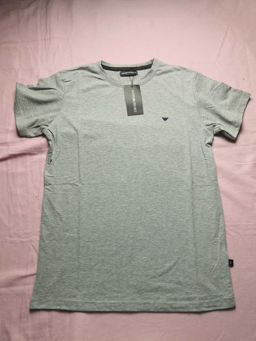 Koszulka t-shirt męski Armani mały znaczek czarna szara nowa