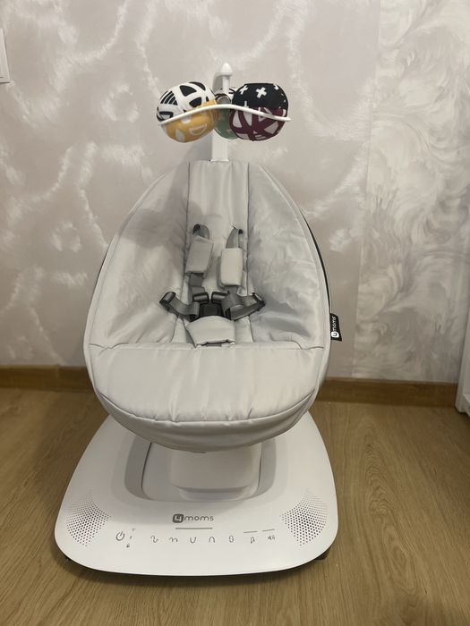 Крісло-гойдалка 4moms MamaRoo 5.0