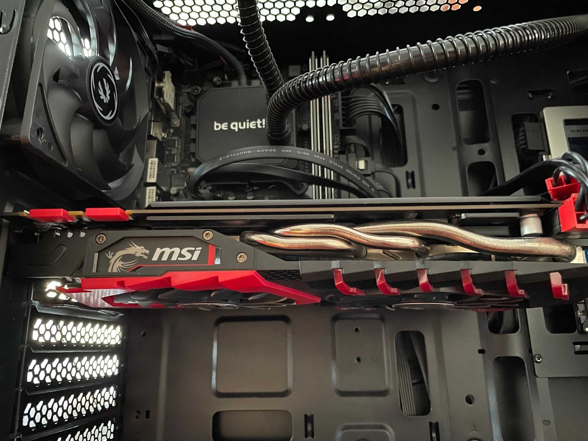 PC Intel Core i5 7600k 16GB DDR4 MSI Gtx 1070 8gb beQuiet 240mm BenQ