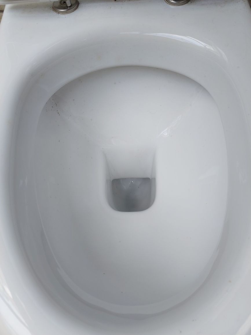 Bidet i WC zawieszany Roma