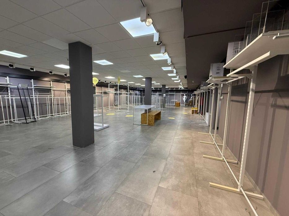 Meble Sklepowe - wyposażenie sklepu 50 style 250mkw