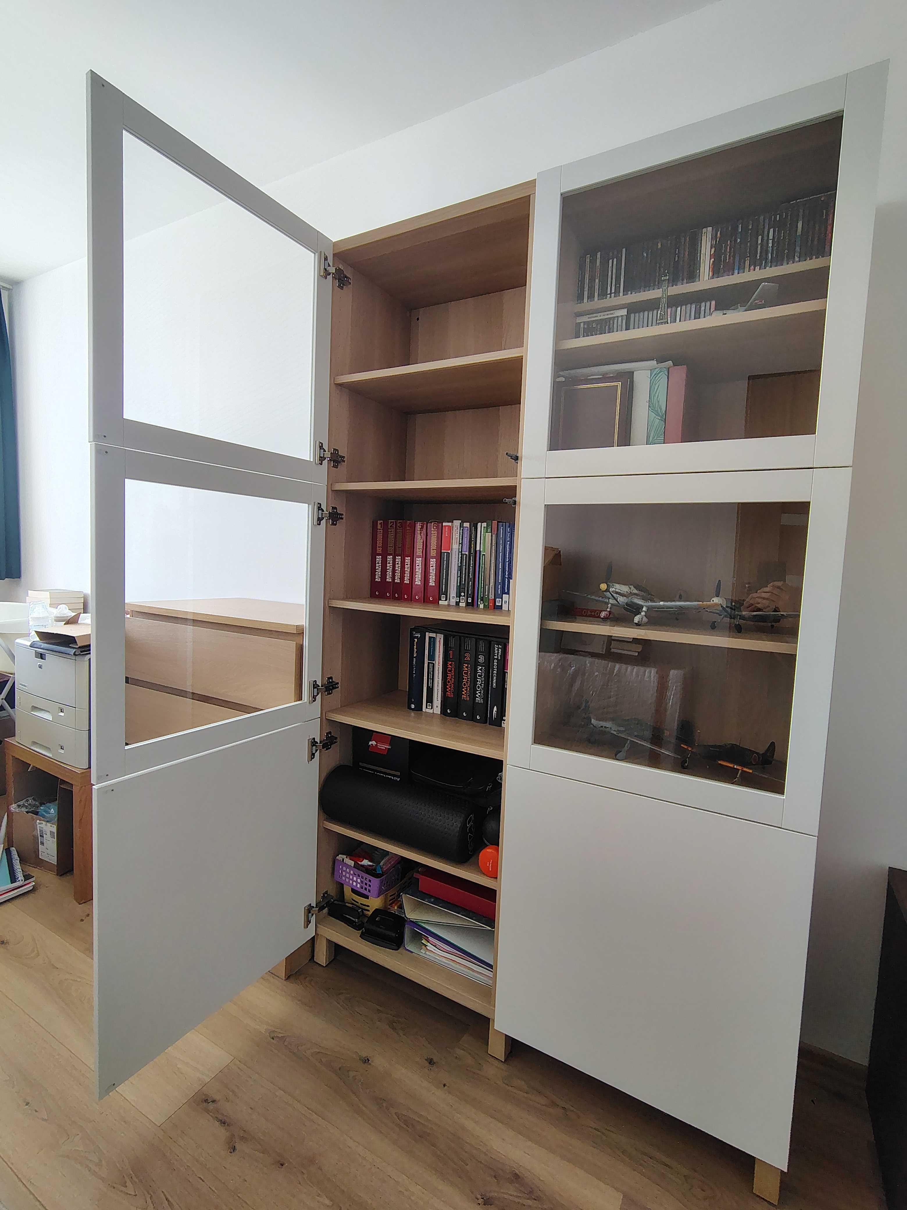 Szafa - witryna IKEA BESTA 2x 60x40x192cm, dąb, białe drzwi