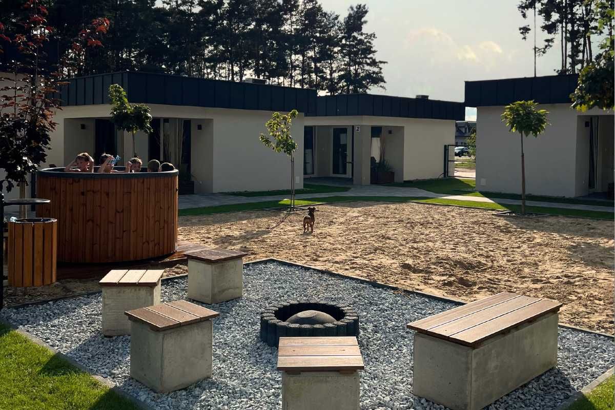 LABA Wieleń domki blisko jeziora (85km od Poznania) JESIEŃ jezioro