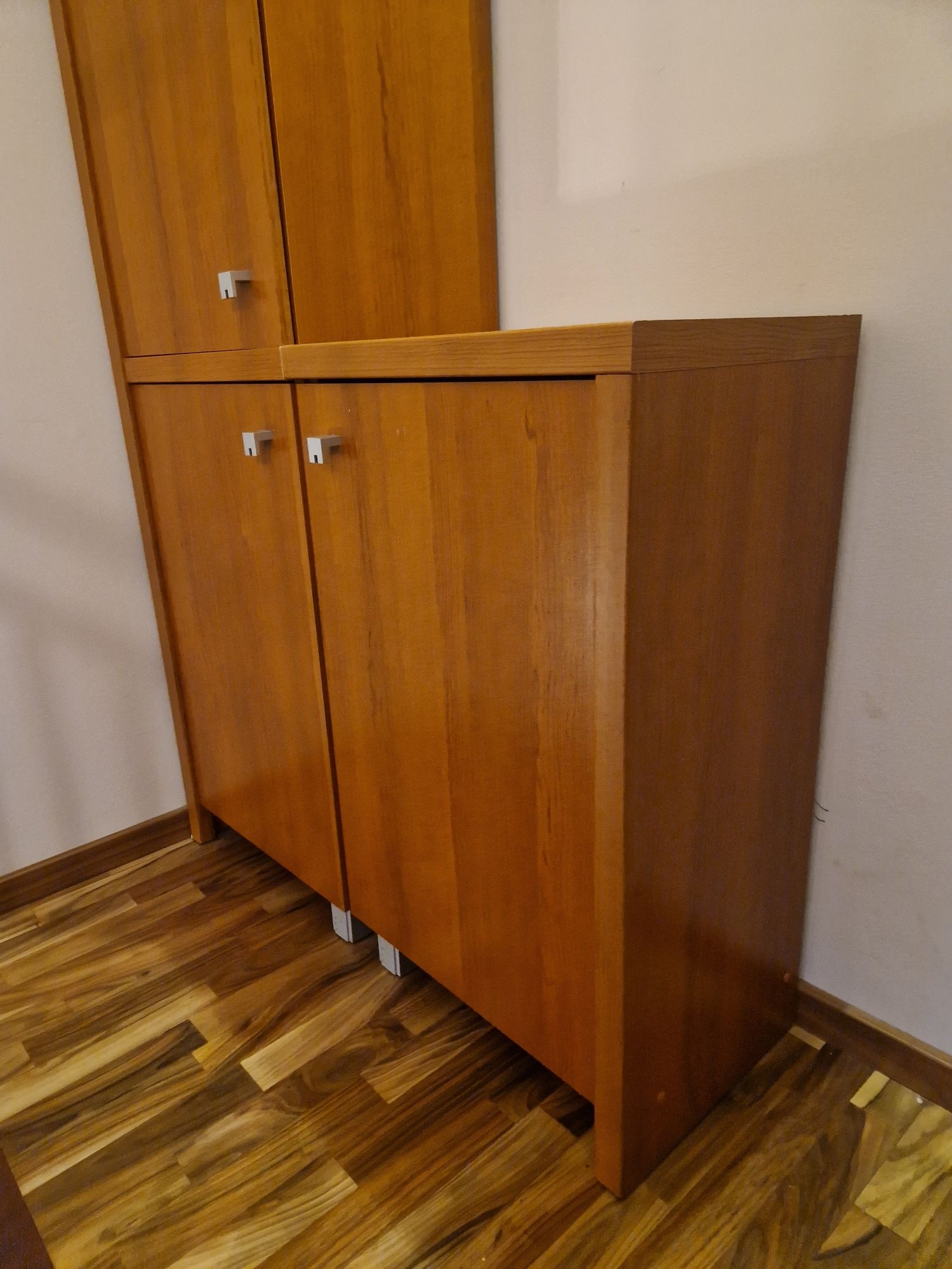 Szafa pólka stolik kawowy