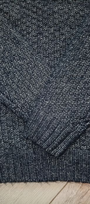 Sweter Reserved 146cm