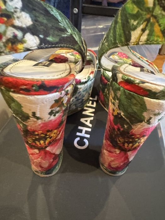 Босоножки Dolce Gabbana размер 37