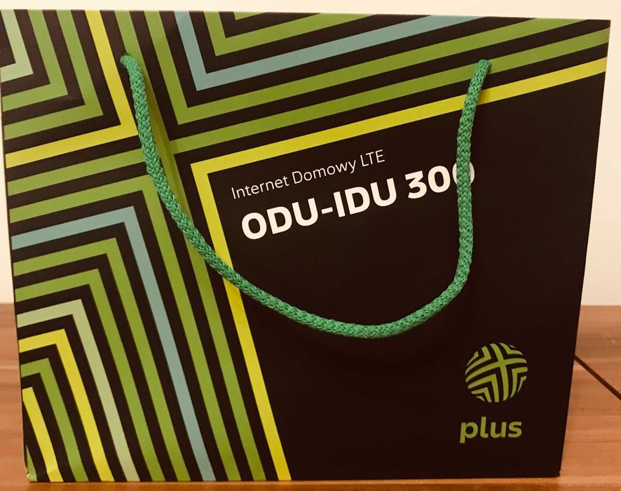 Zestaw ODU-IDU 300 Plus – router z anteną zewnętrzną
