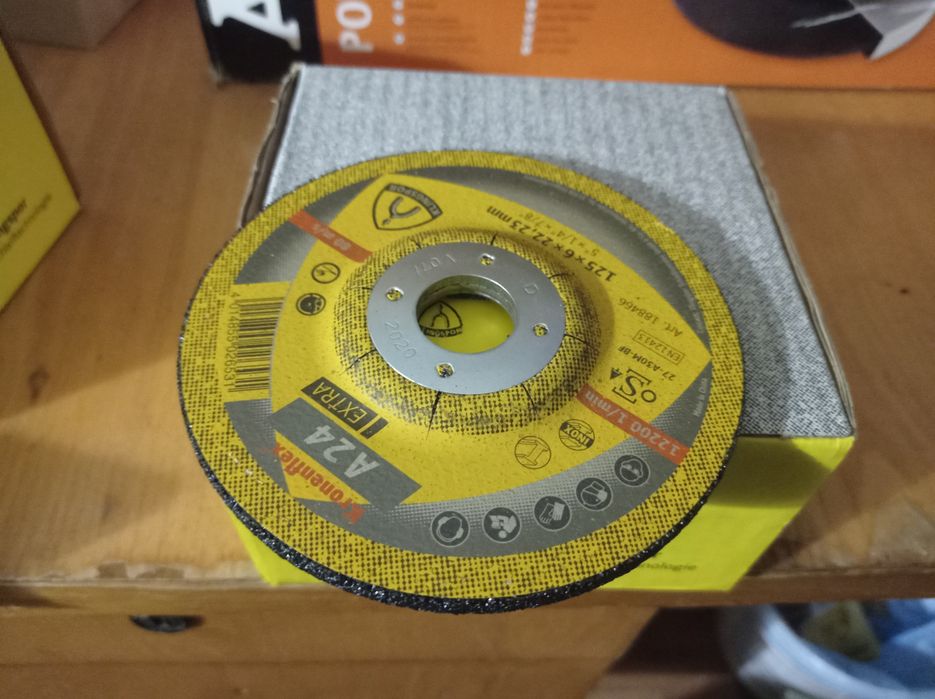 Круги на болгарку, інструмент