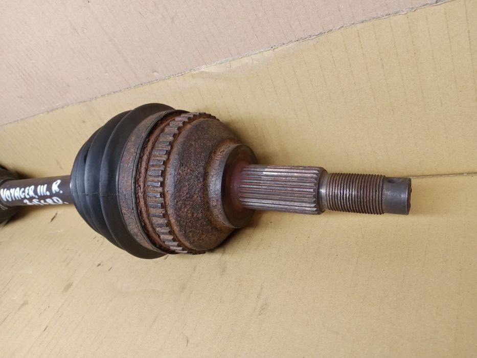 Półoś kompletna PRAWA przeguby Chrysler Voyager III 2.5 CRD 2004 rok