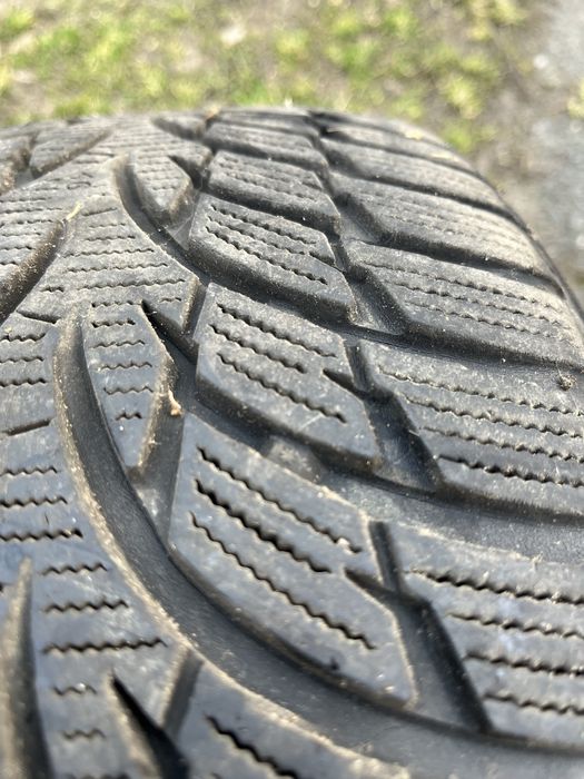 Srzedam opony nokian