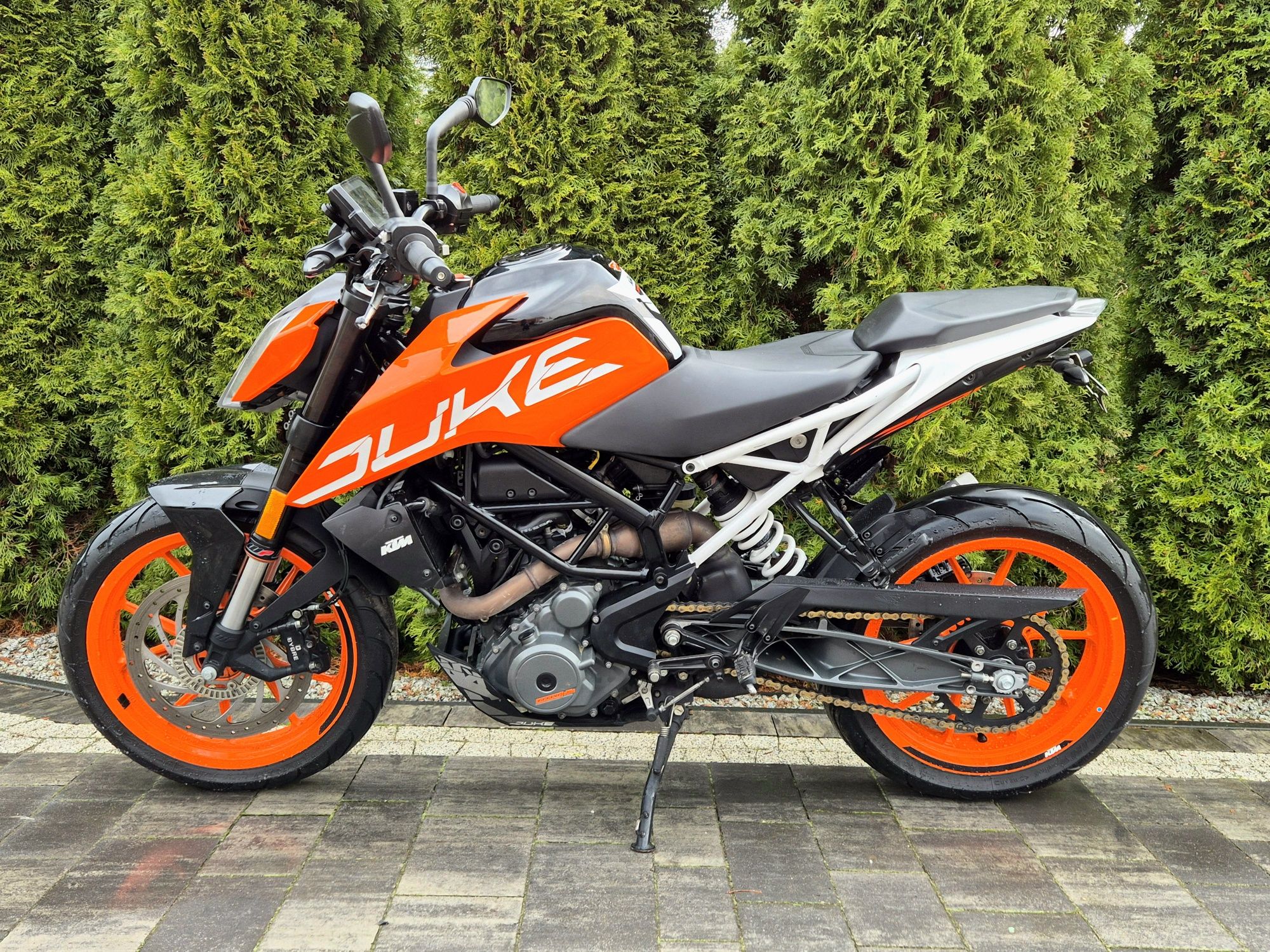 Ktm Duke 390/125 kat B a1