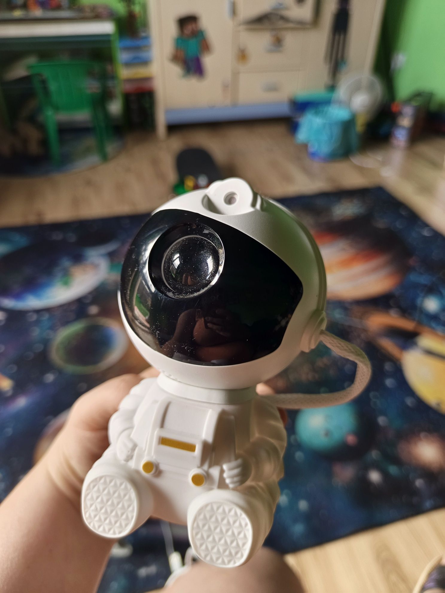 Astronauta projektor gwiazd