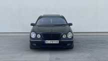 Mercedes-benz w210