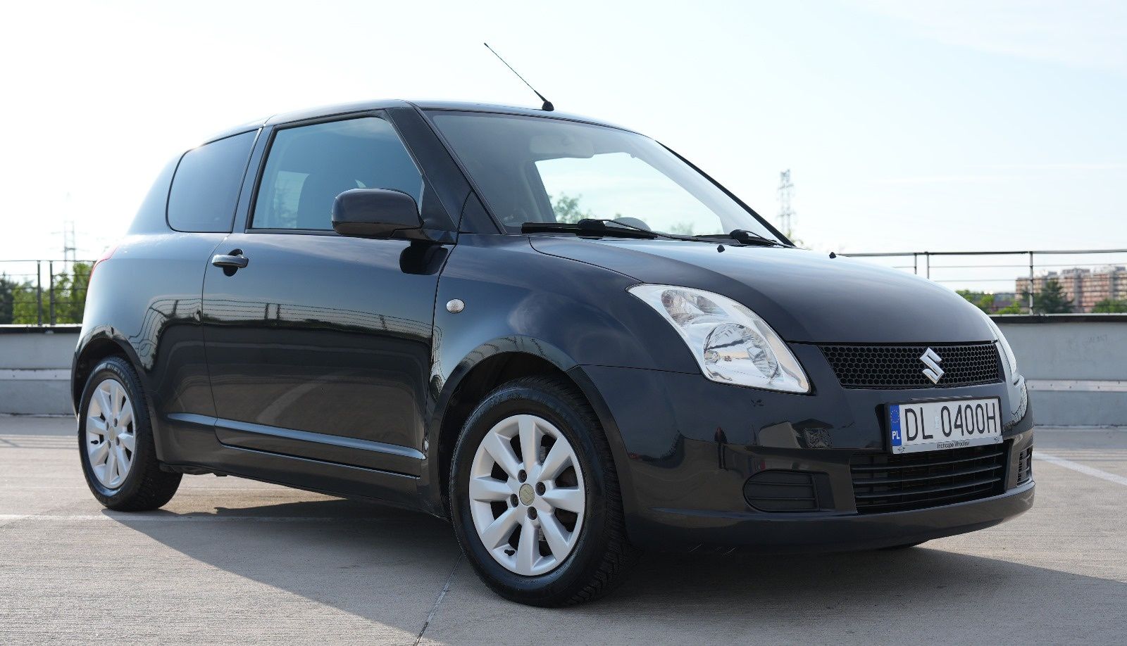 Ładny Suzuki Swift 1,3