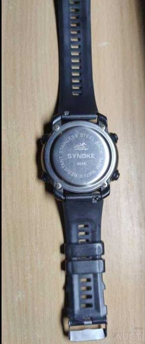 Електронні чоловічі часи SYNOKE