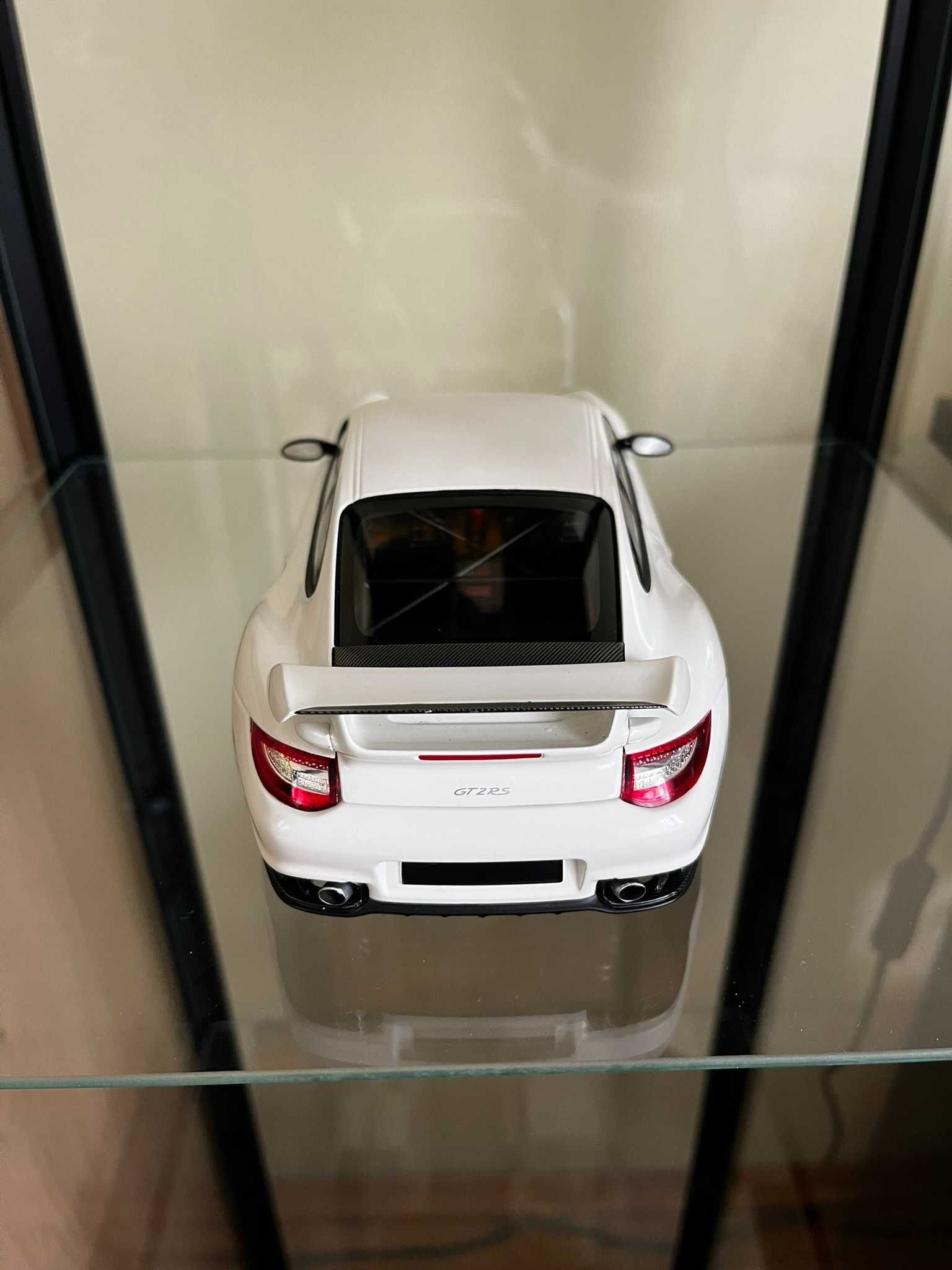 Porsche 911 997 GT2 RS 1:18 Minichamps